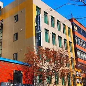  Hostal Cheonggye Haus