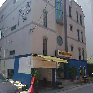  Pensión Family House Hongdae